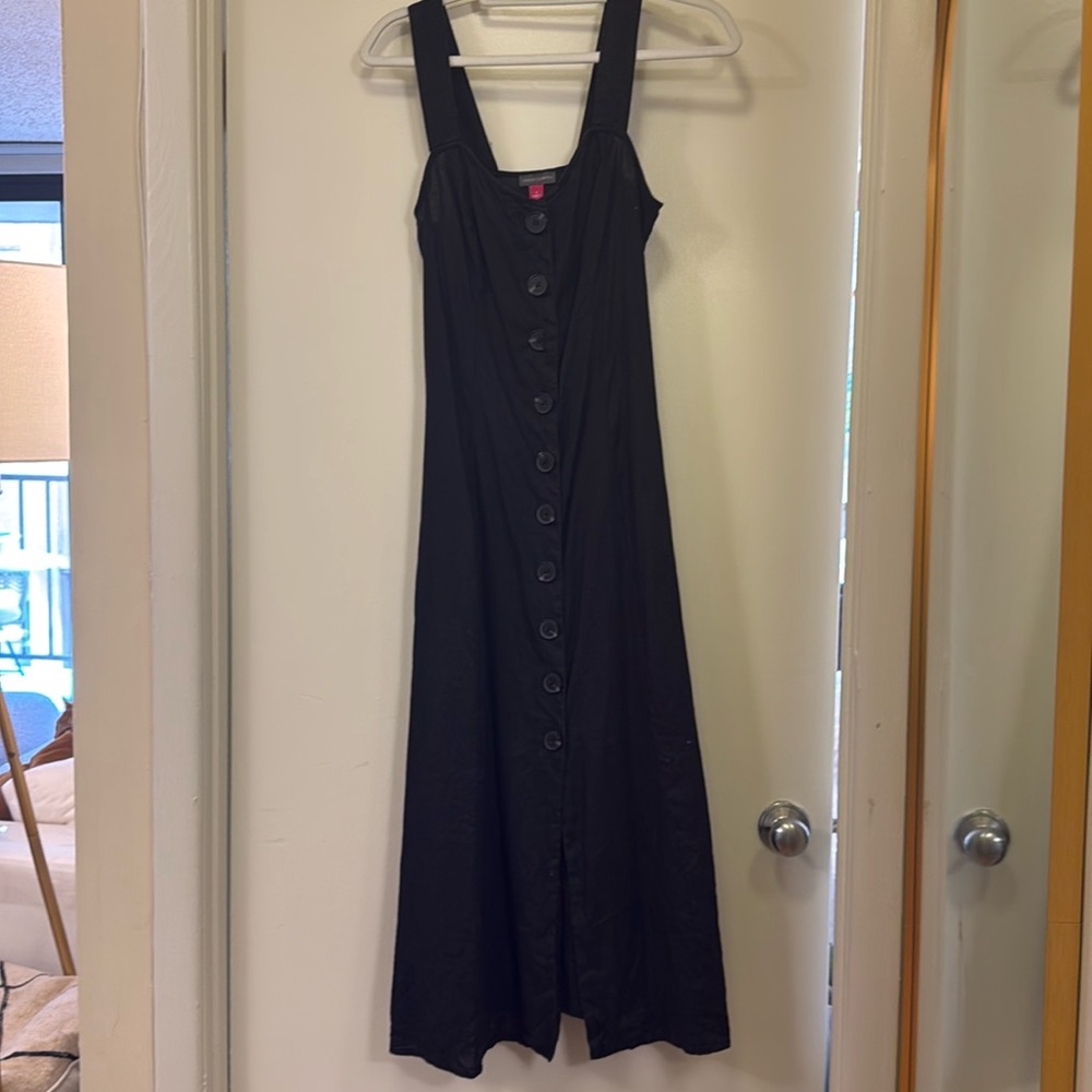 Vince Camuto 100% linen dress black, button front